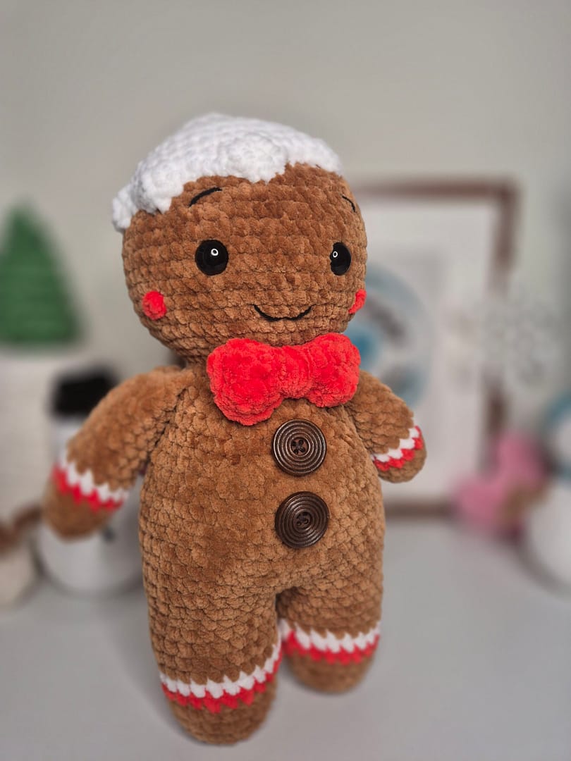 maskotka zrobiona ręcznie na szydełku ciastek